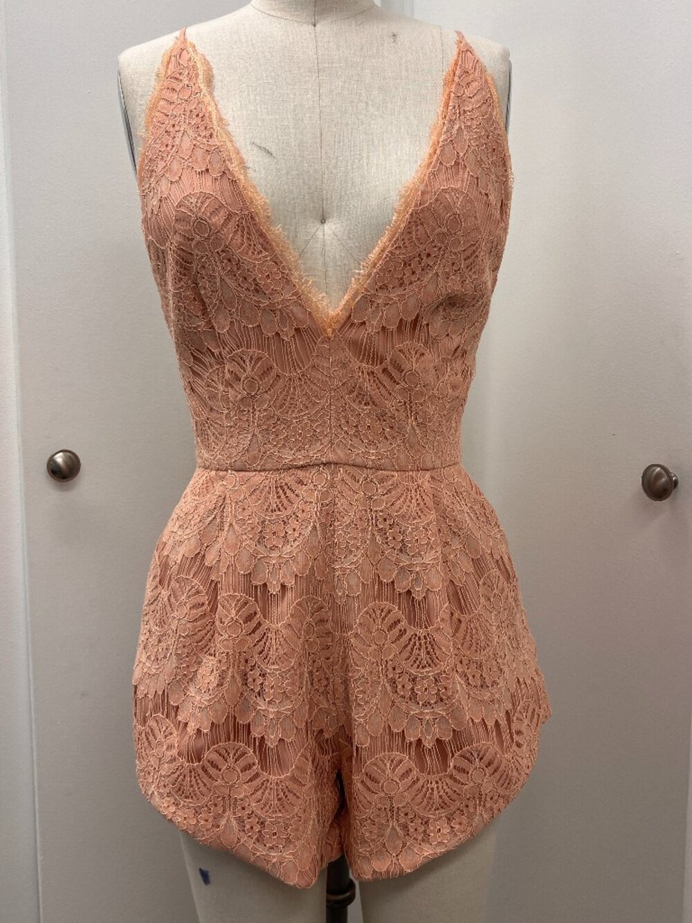 Stylestalker Muted Peach Eyelash Lace Strappy Romper